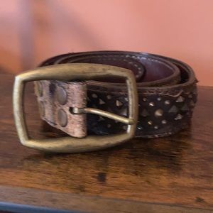 Frye belt